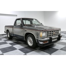 Chevrolet-GMC Light Duty Trucks 1982 S10-35 ENG 